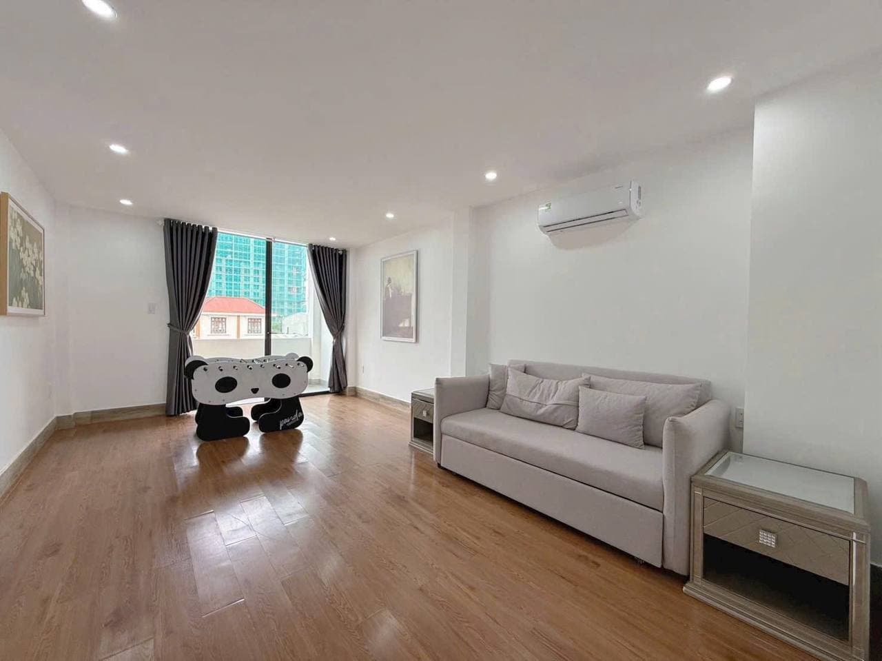 Villa — 5