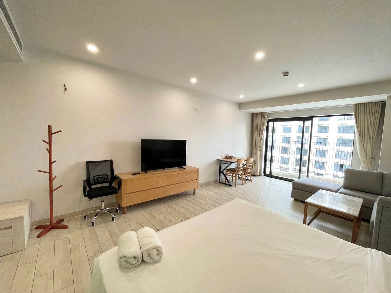 Studio — 2