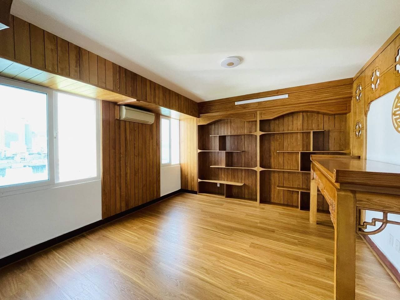 For rent: 3-room apartment — 5