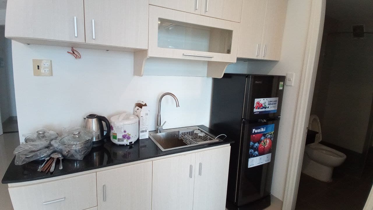 For rent: 2-room apartment — 5