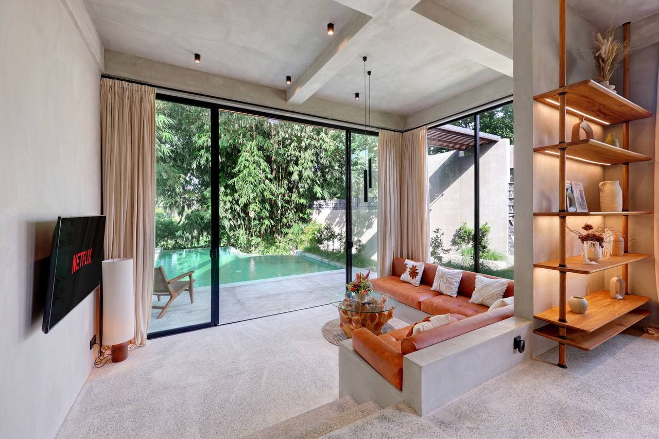 Villa — 4