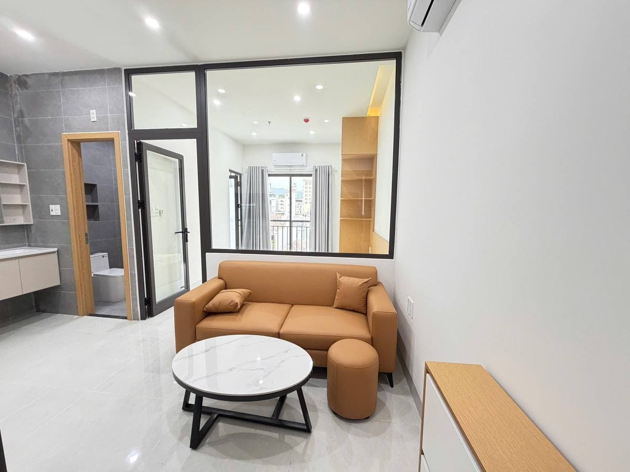 For rent: 1-bedroom apartment — 4