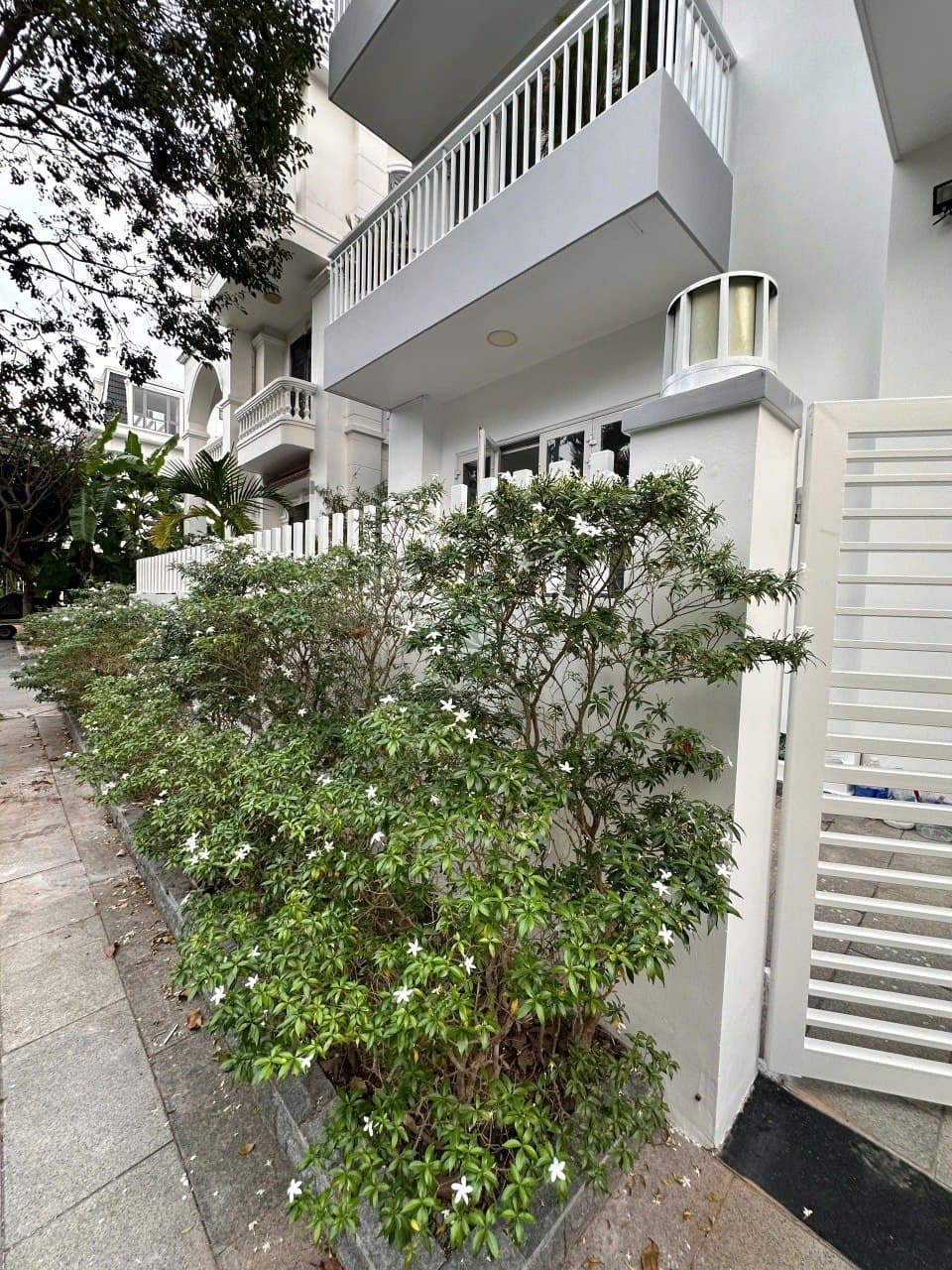 Villa — 5