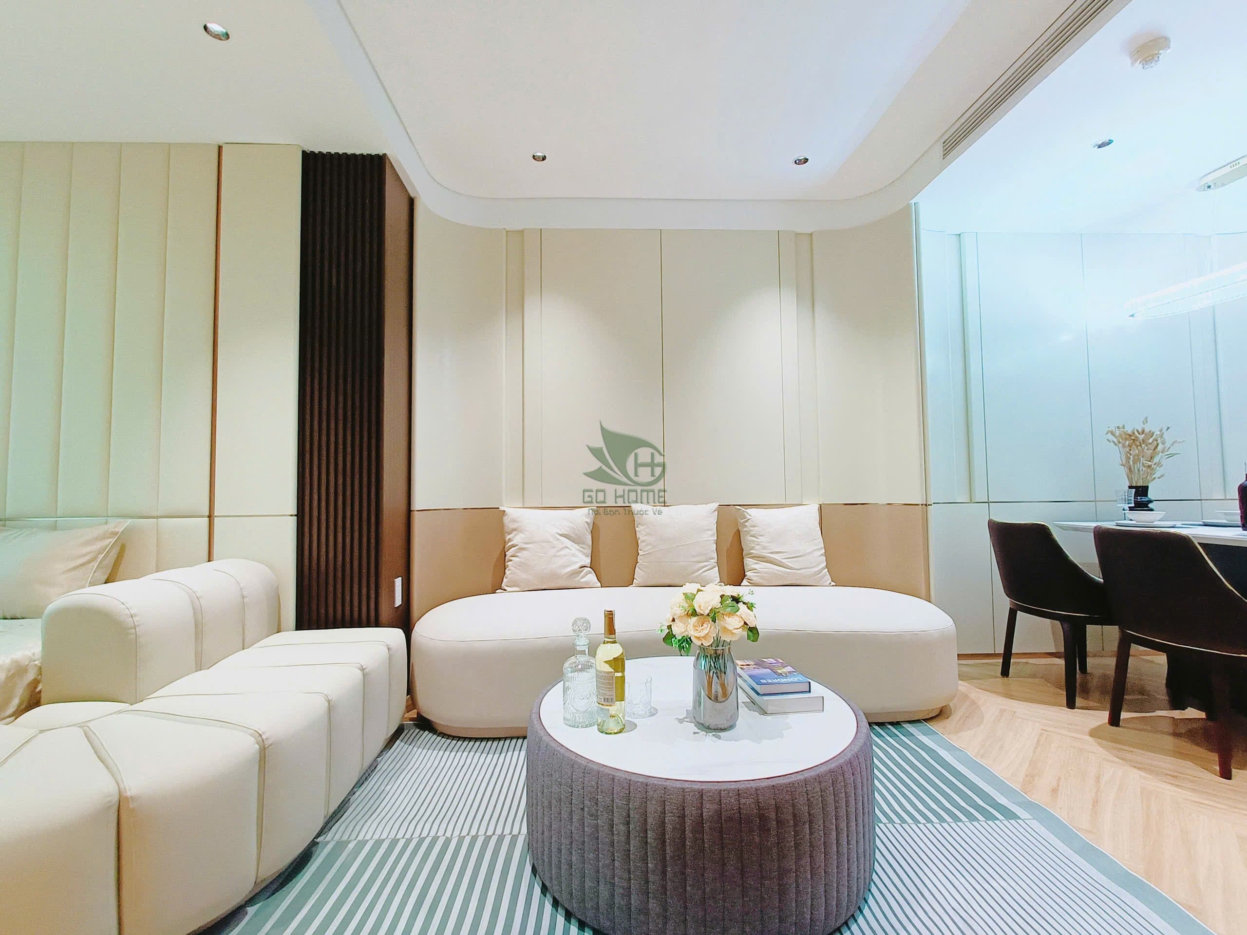 For rent: 1-bedroom apartment — 2