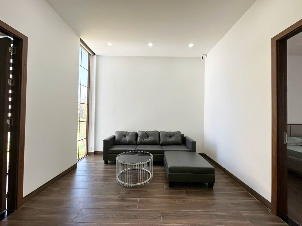Villa — 5