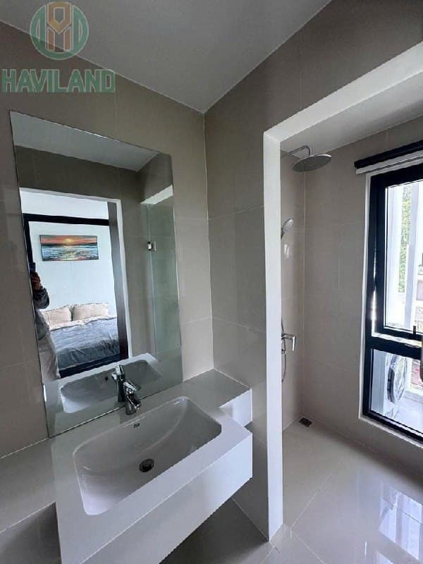 1 BR Apt — 4