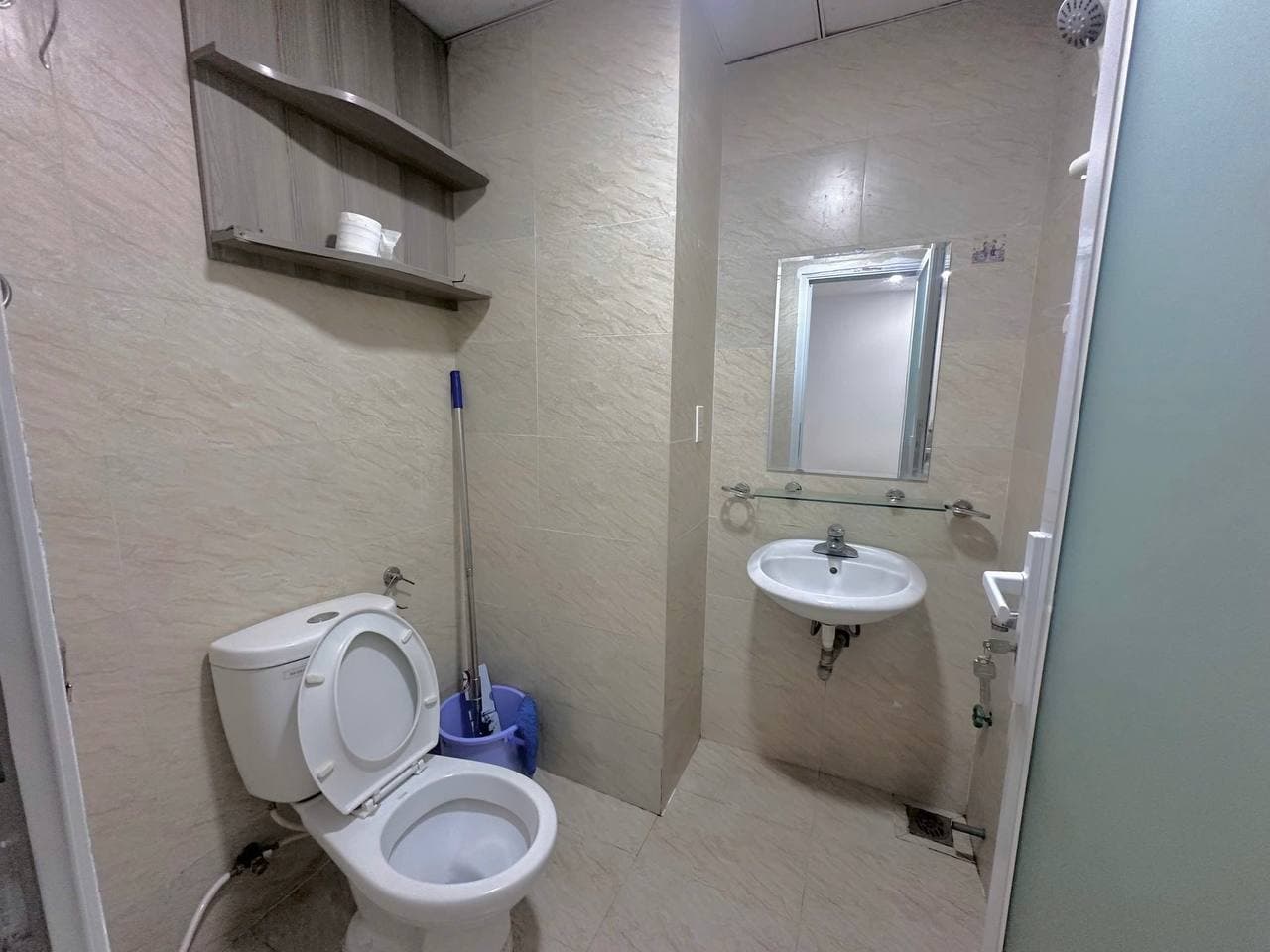 2 BR Apt — 5