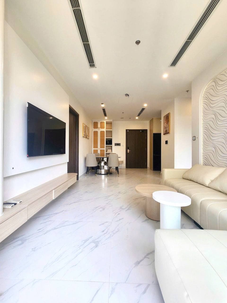 2 BR Apt — 5