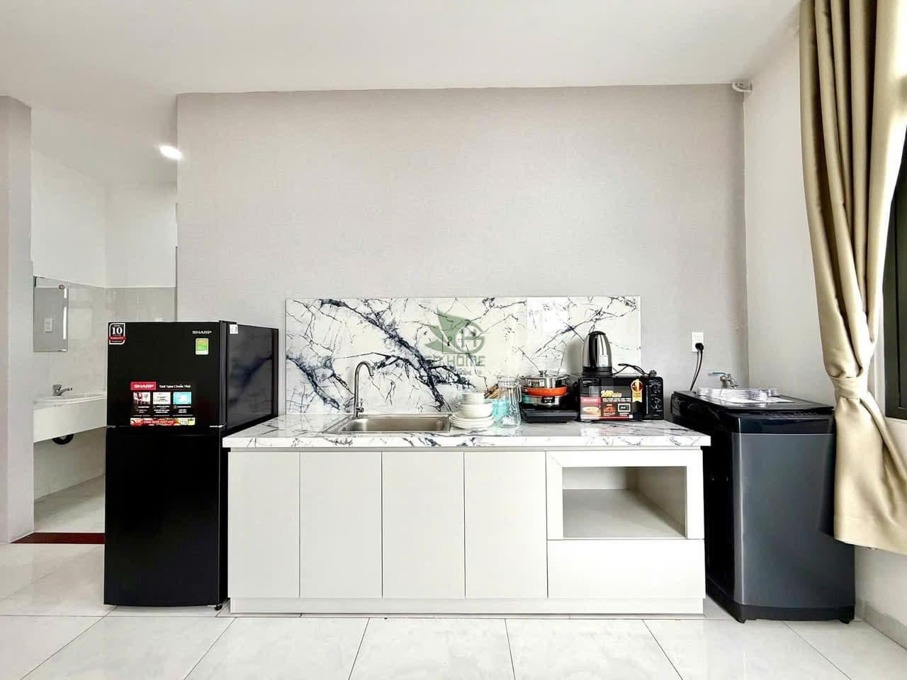 1 BR Apt — 2