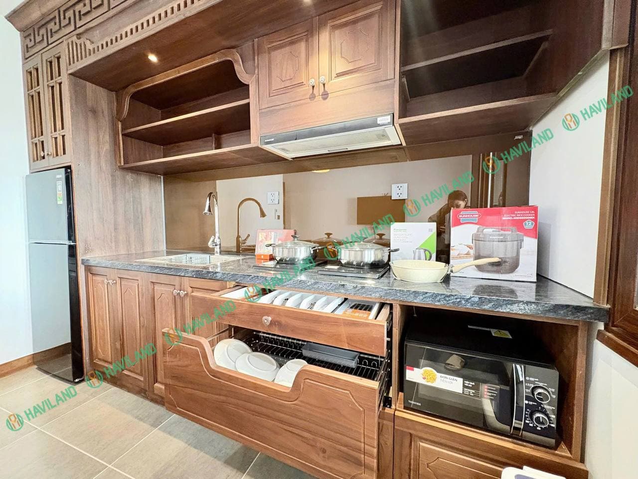 For rent, 1-bedroom apartment — 3