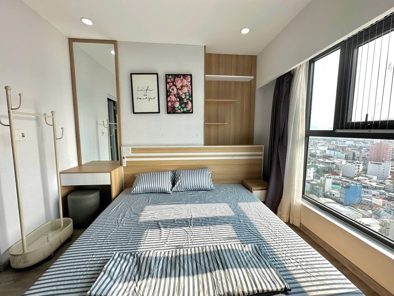 2 BR Apt — 4
