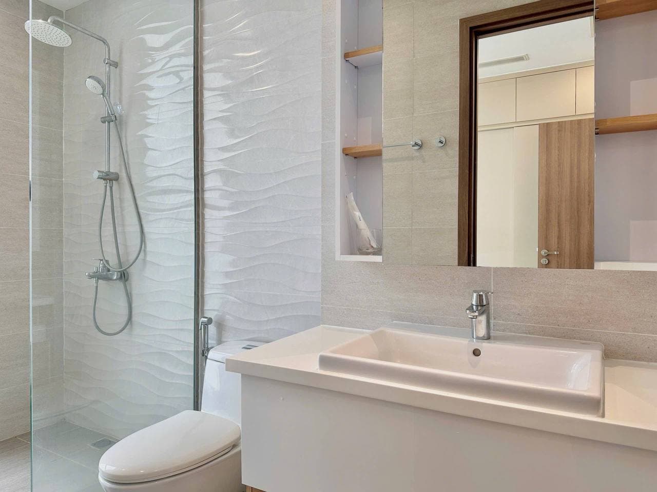 2 BR Apt — 5