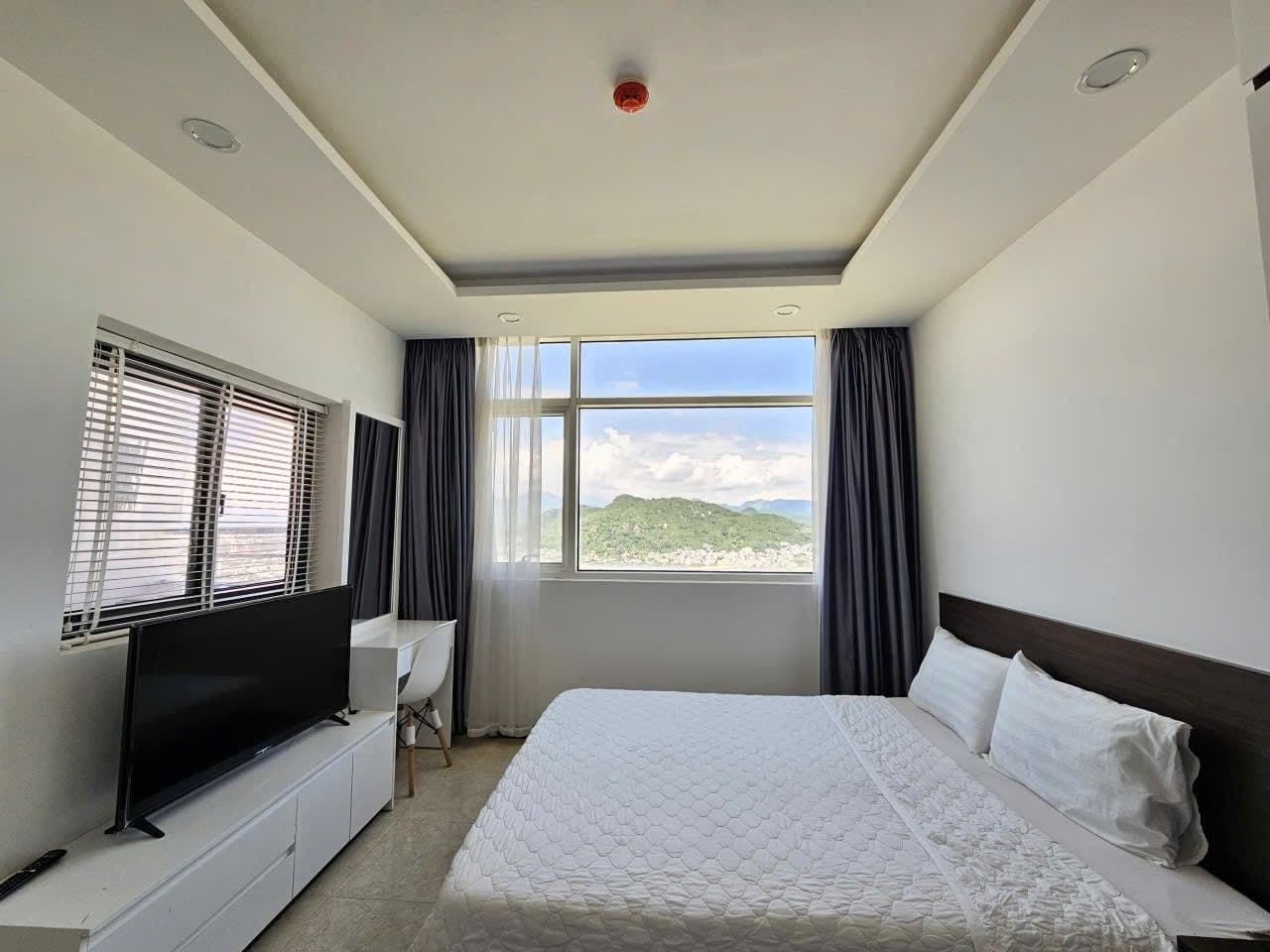 2 BR Apt — 3
