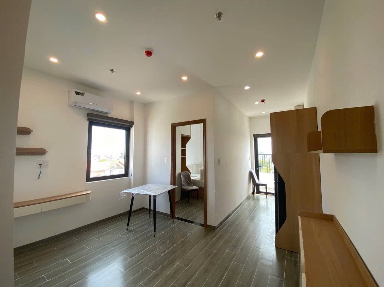 1 BR Apt — 4