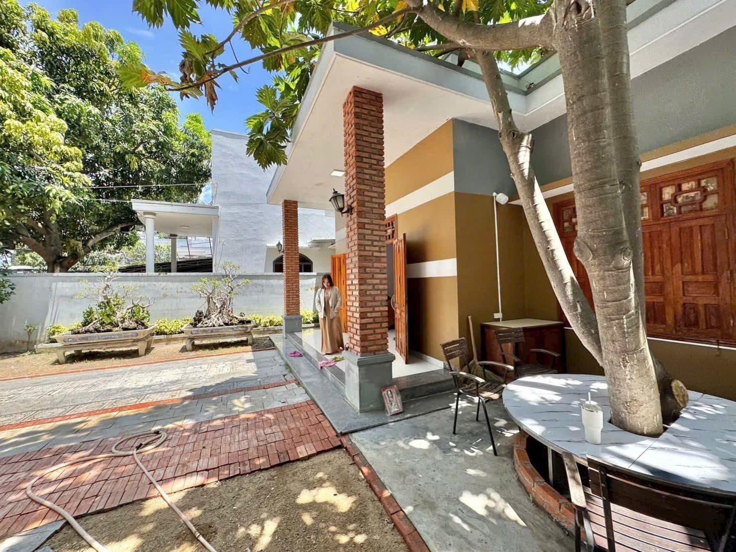 House — 2