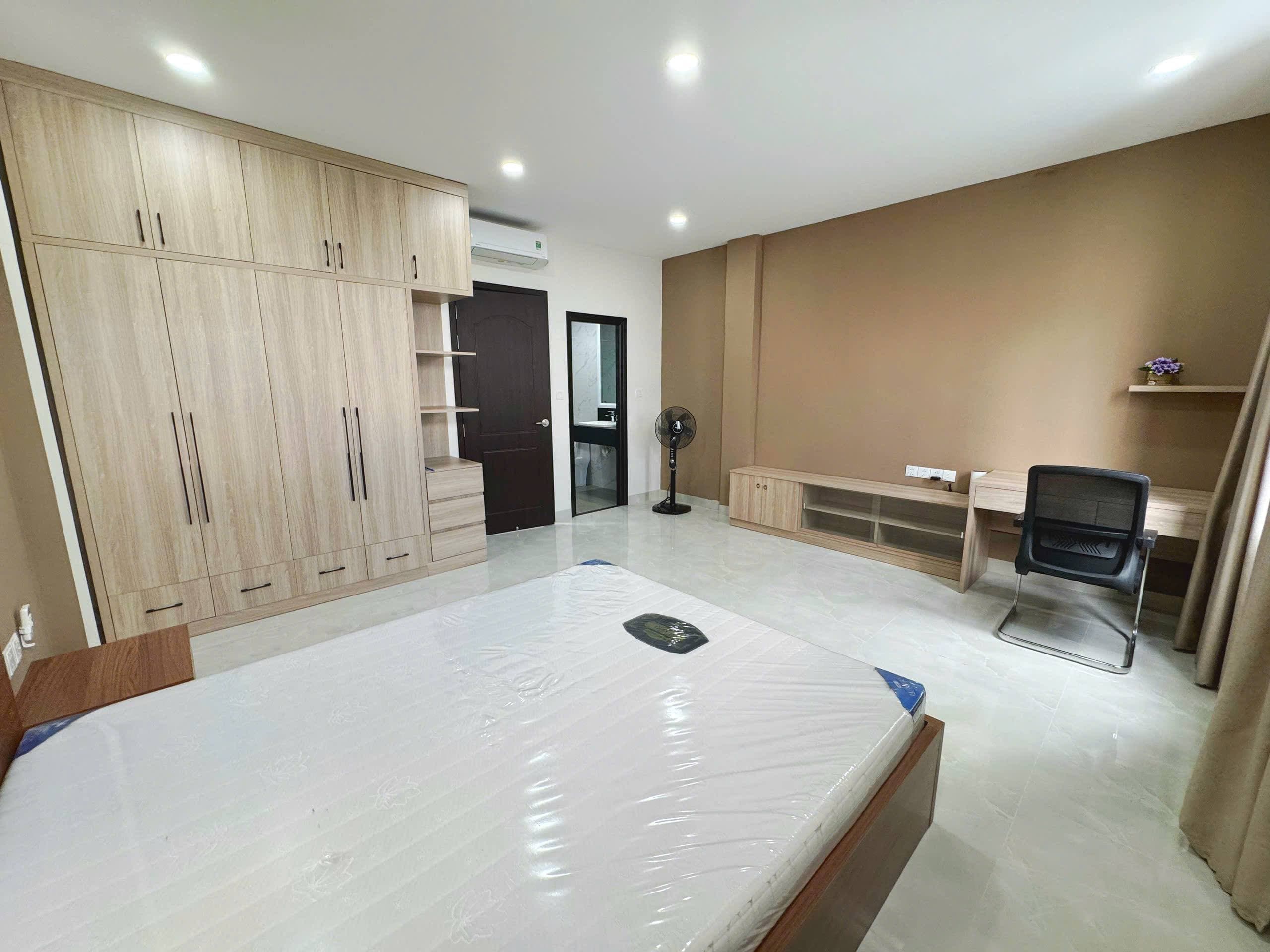 House for Rent — 3