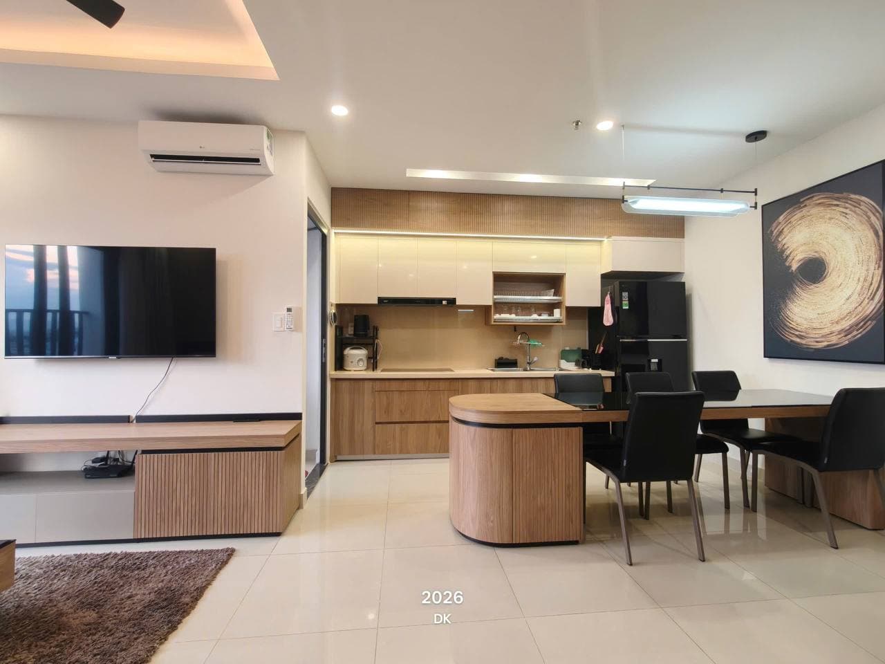 2 BR Apt