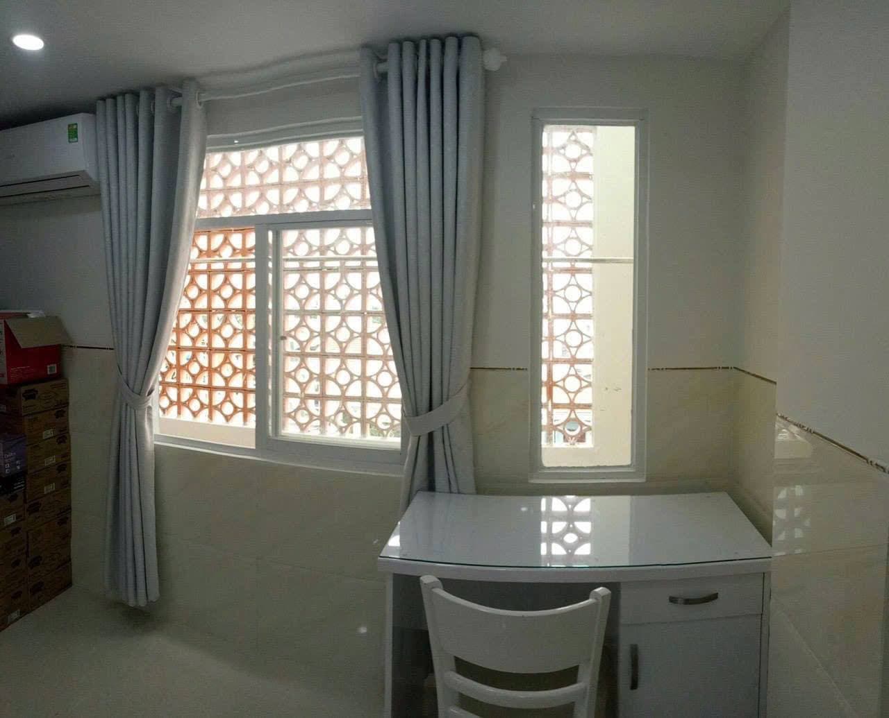 1 BR Apt — 4