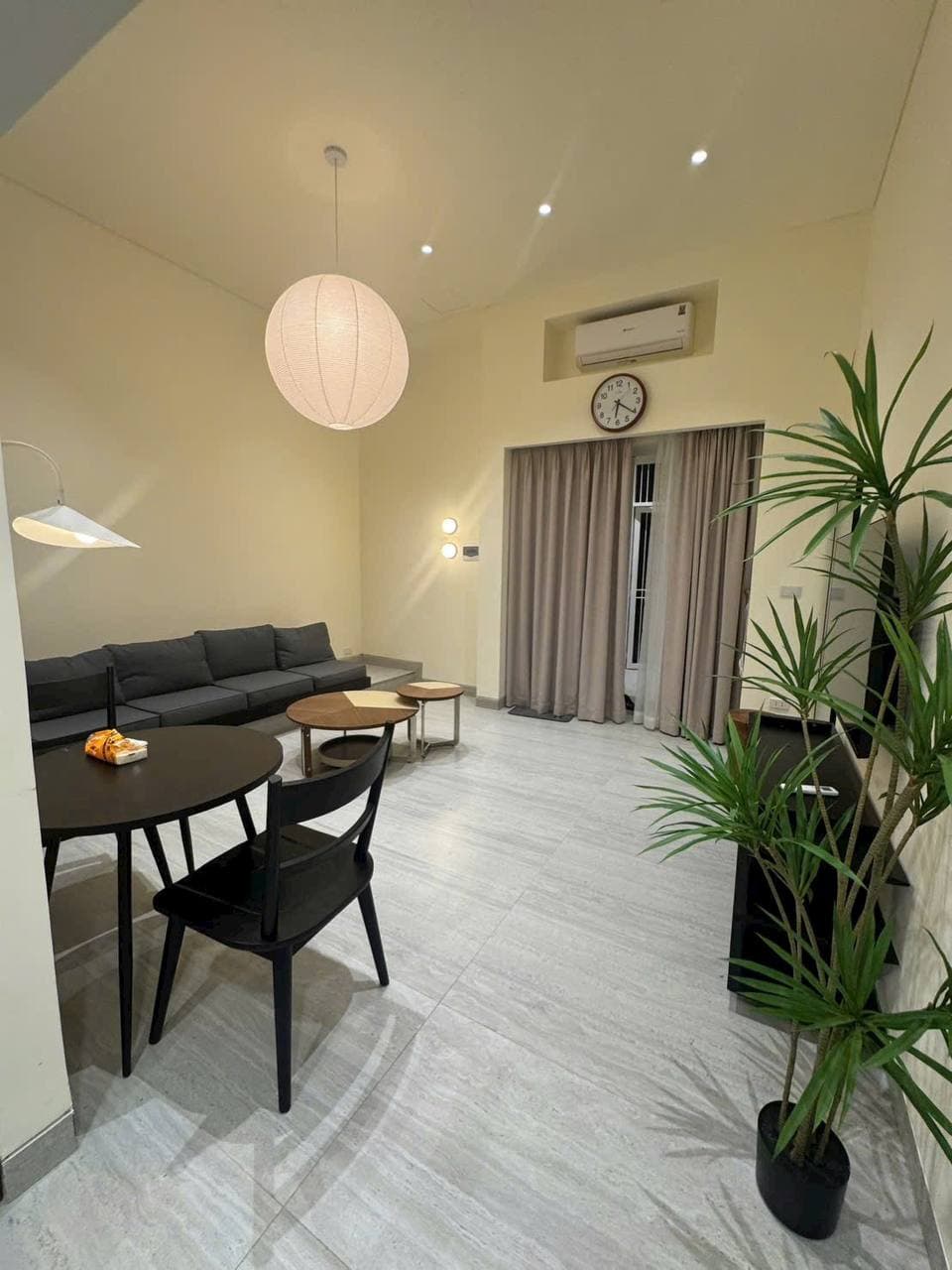 1 BR Apt