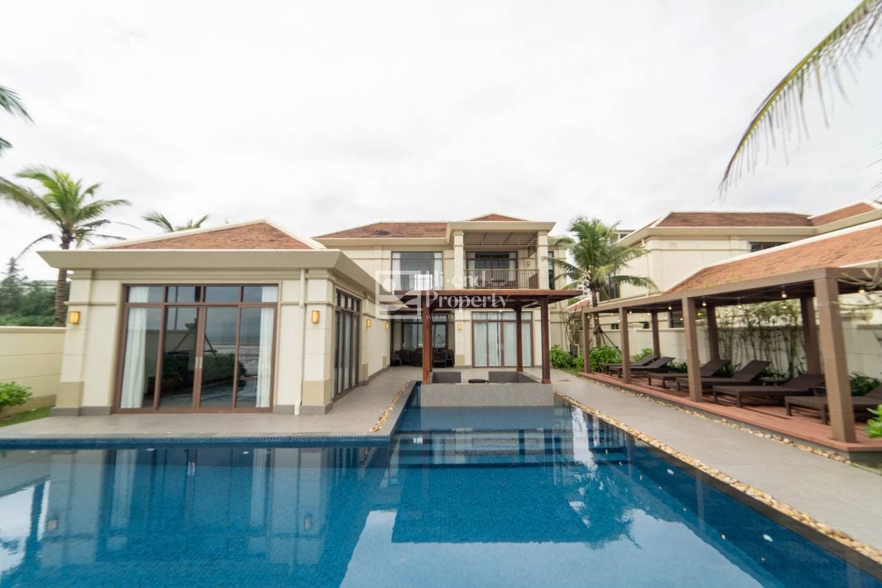 Villa — 2