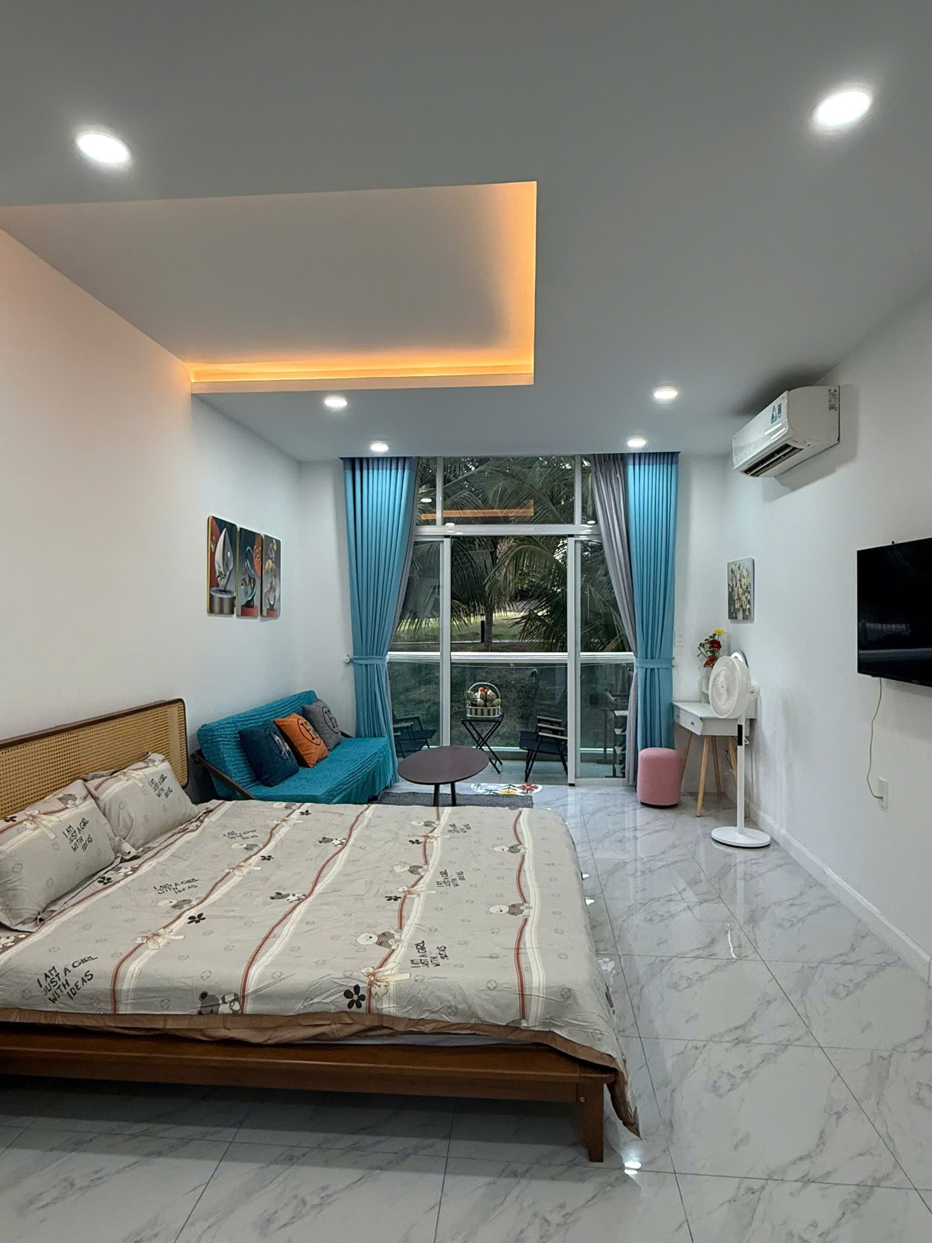 Studio for rent — 4