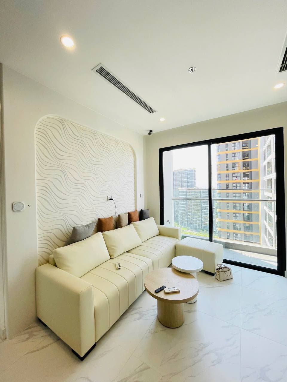 2 BR Apt — 2