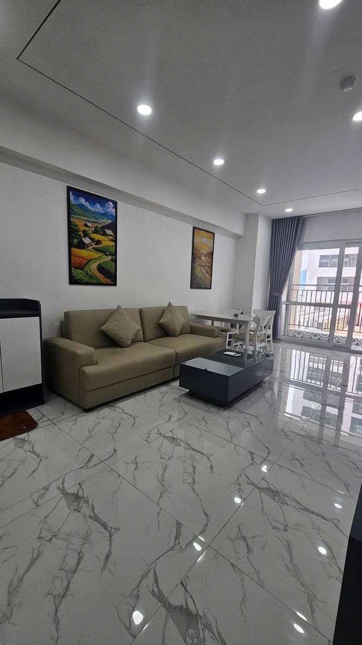 For rent: 2-room apartment — 2