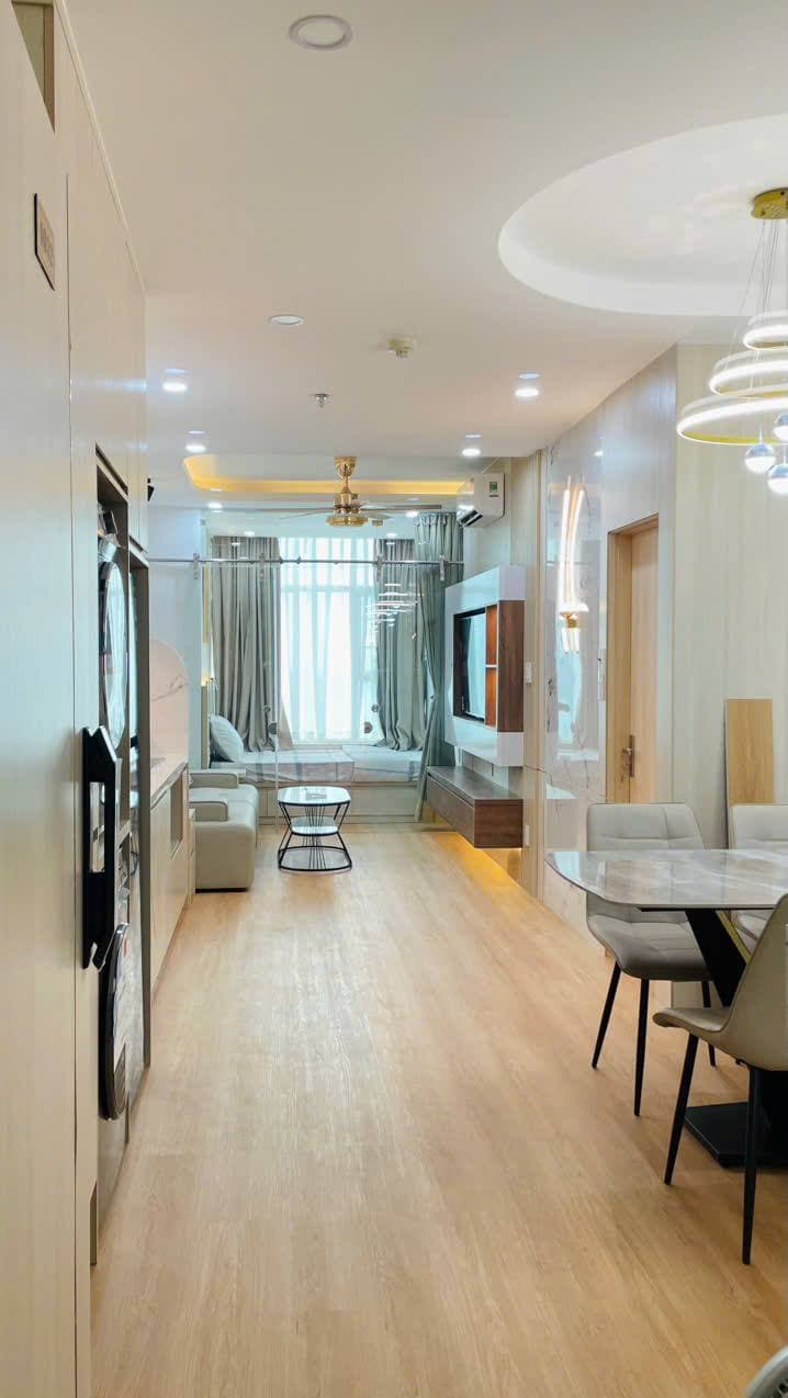 1 BR Apt — 4