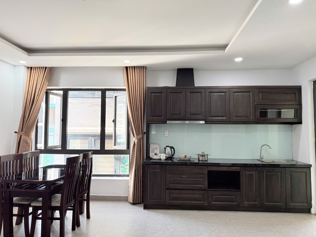 For rent, 1-bedroom apartment — 2