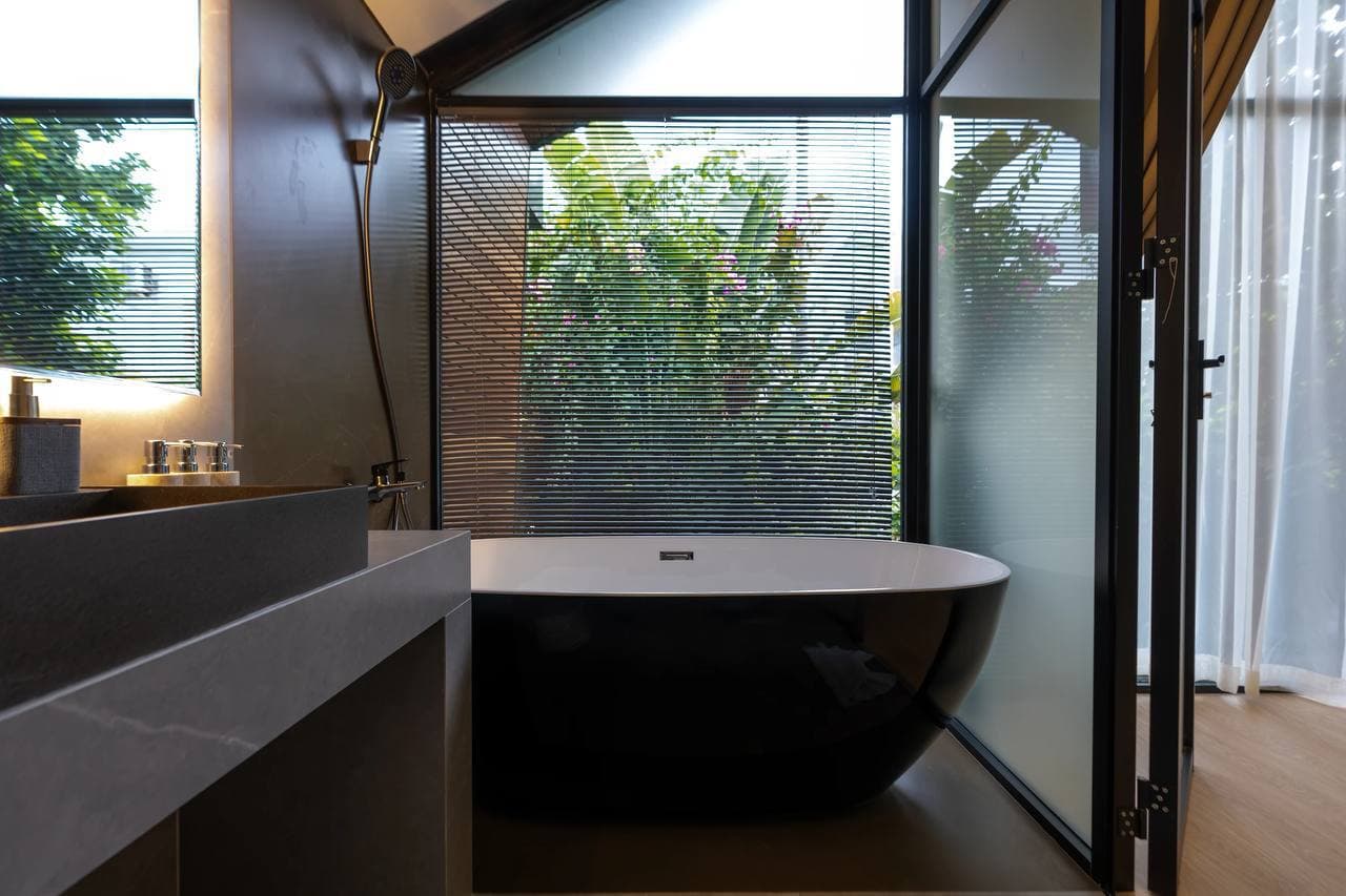Villa — 3