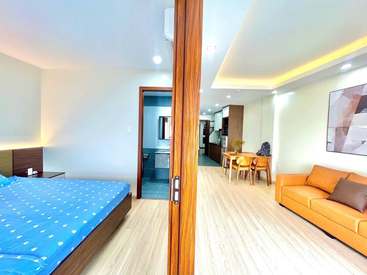 2 BR Apt