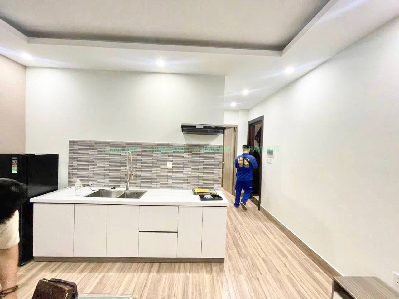 1 BR Apt — 4