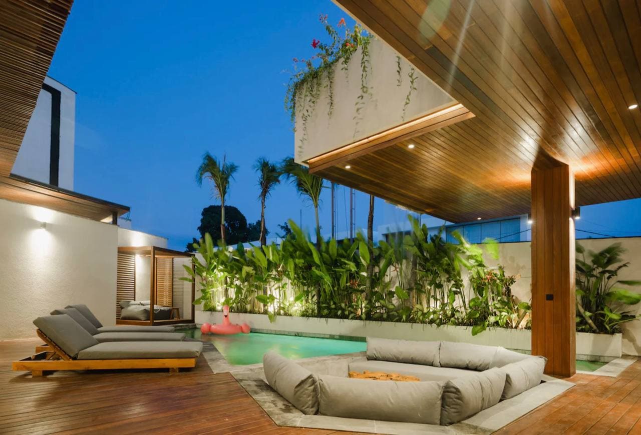 Villa — 2