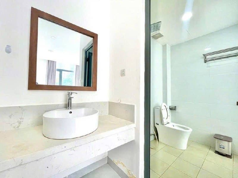 2 BR Apt — 5
