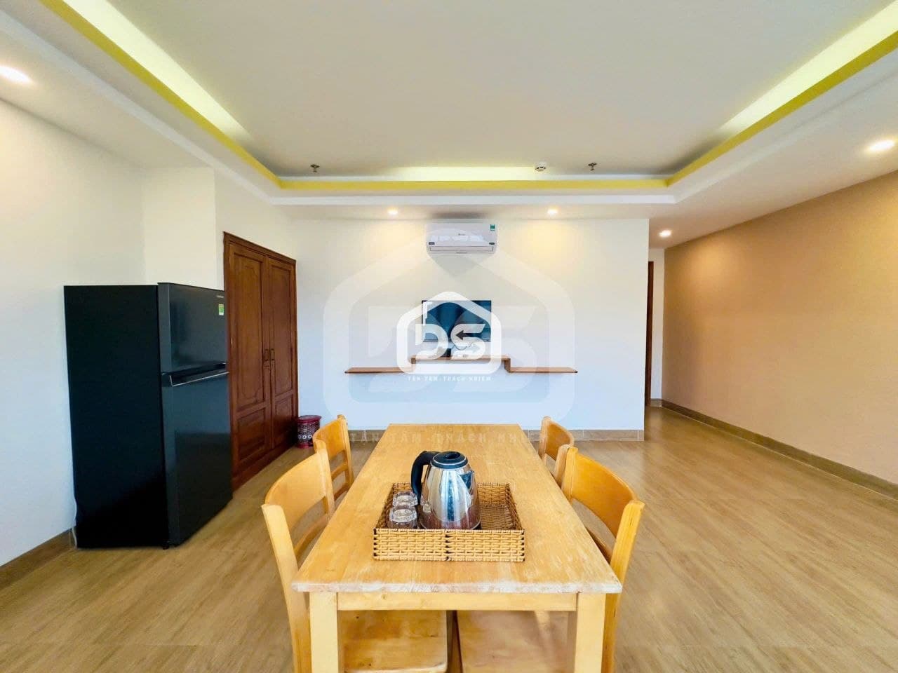 1 BR Apt — 2