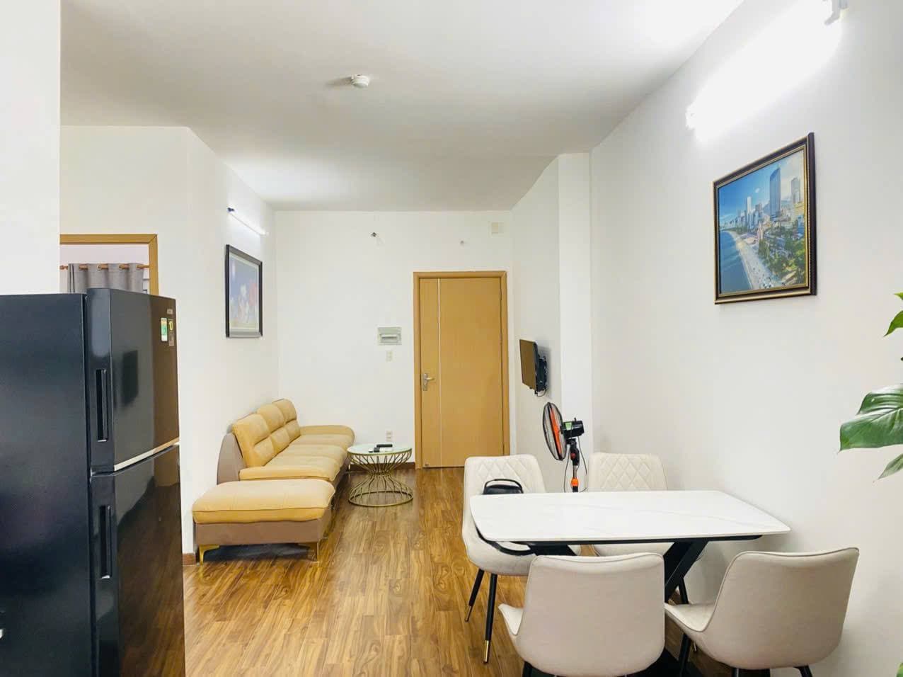 2 BR Apt — 4