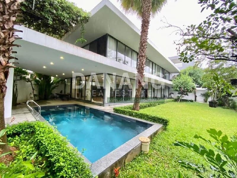Villa — 2