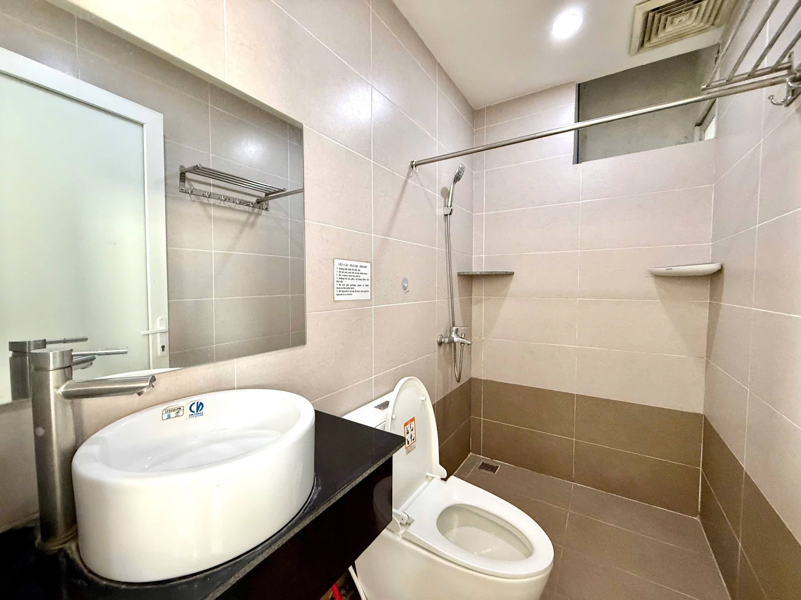 1 BR Apt — 5