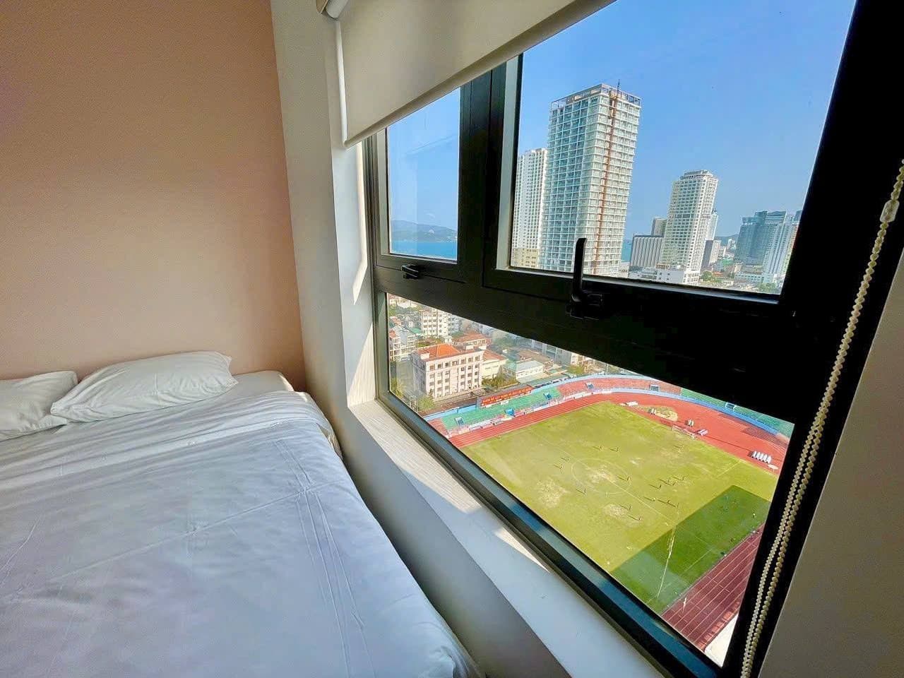2 BR Apt — 4