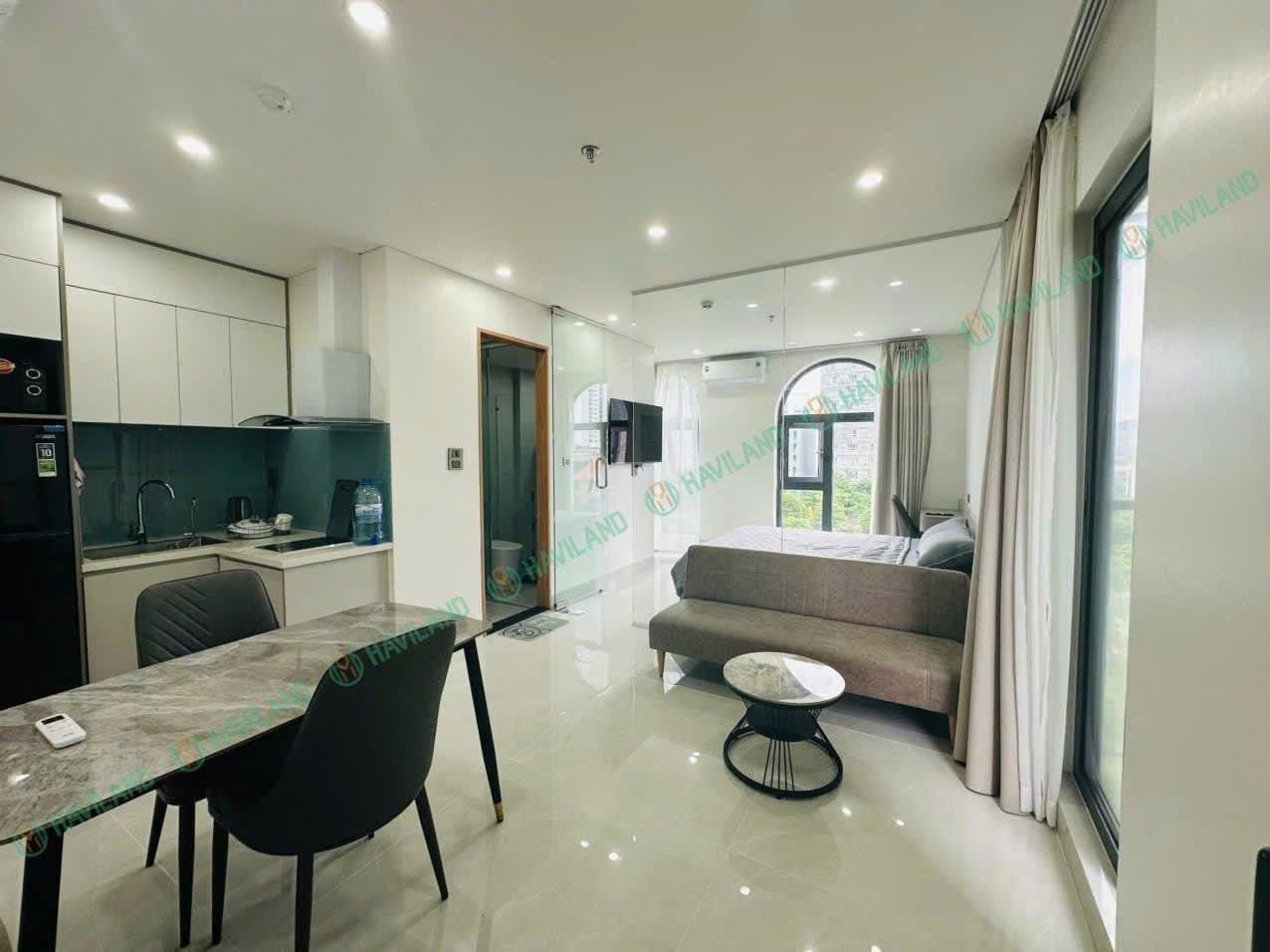 1 BR Apt — 4