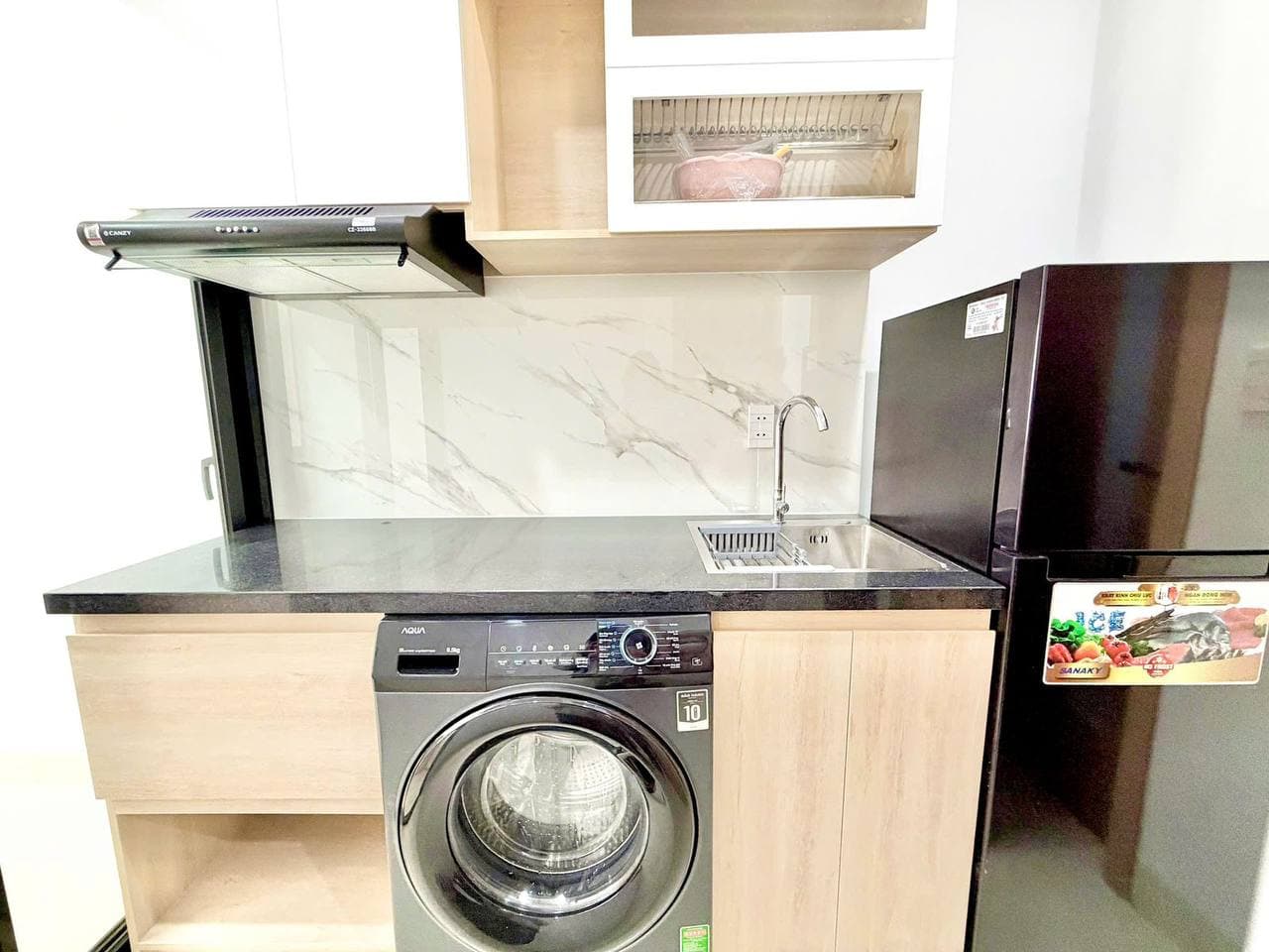 For rent, 1-bedroom apartment — 5