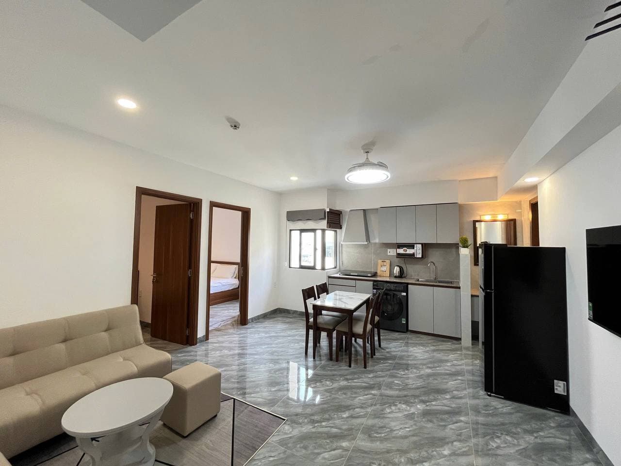 2 BR Apt