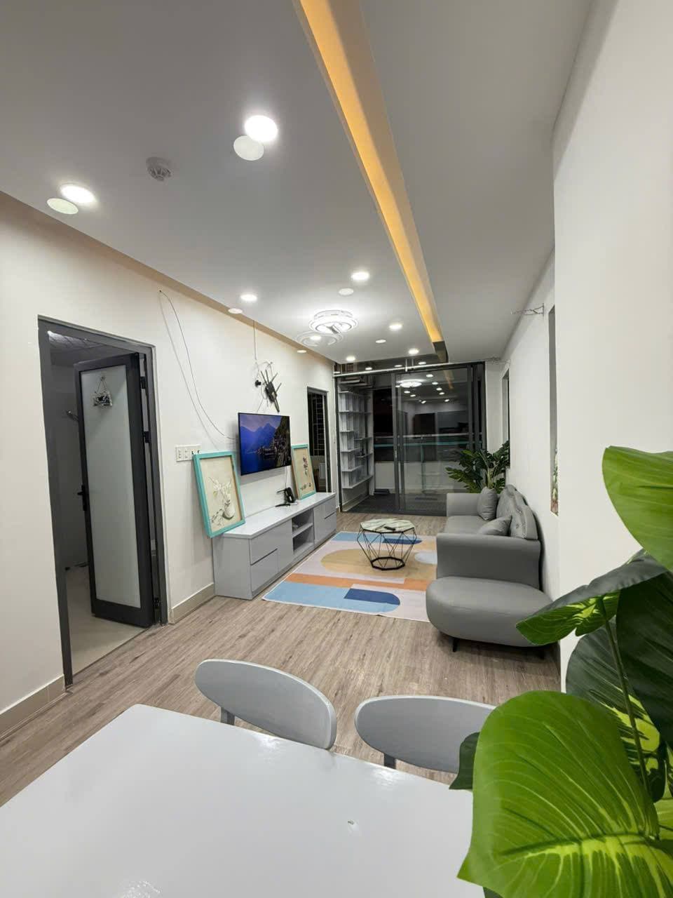 3 BR Apt