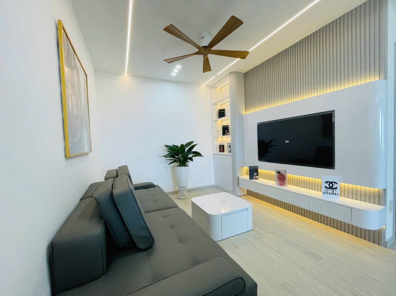 2 BR Apt — 2