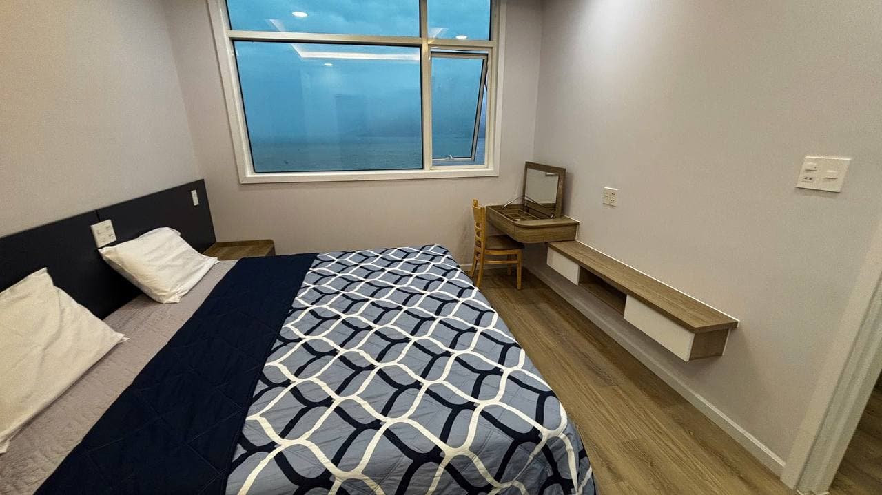 2 BR Apt