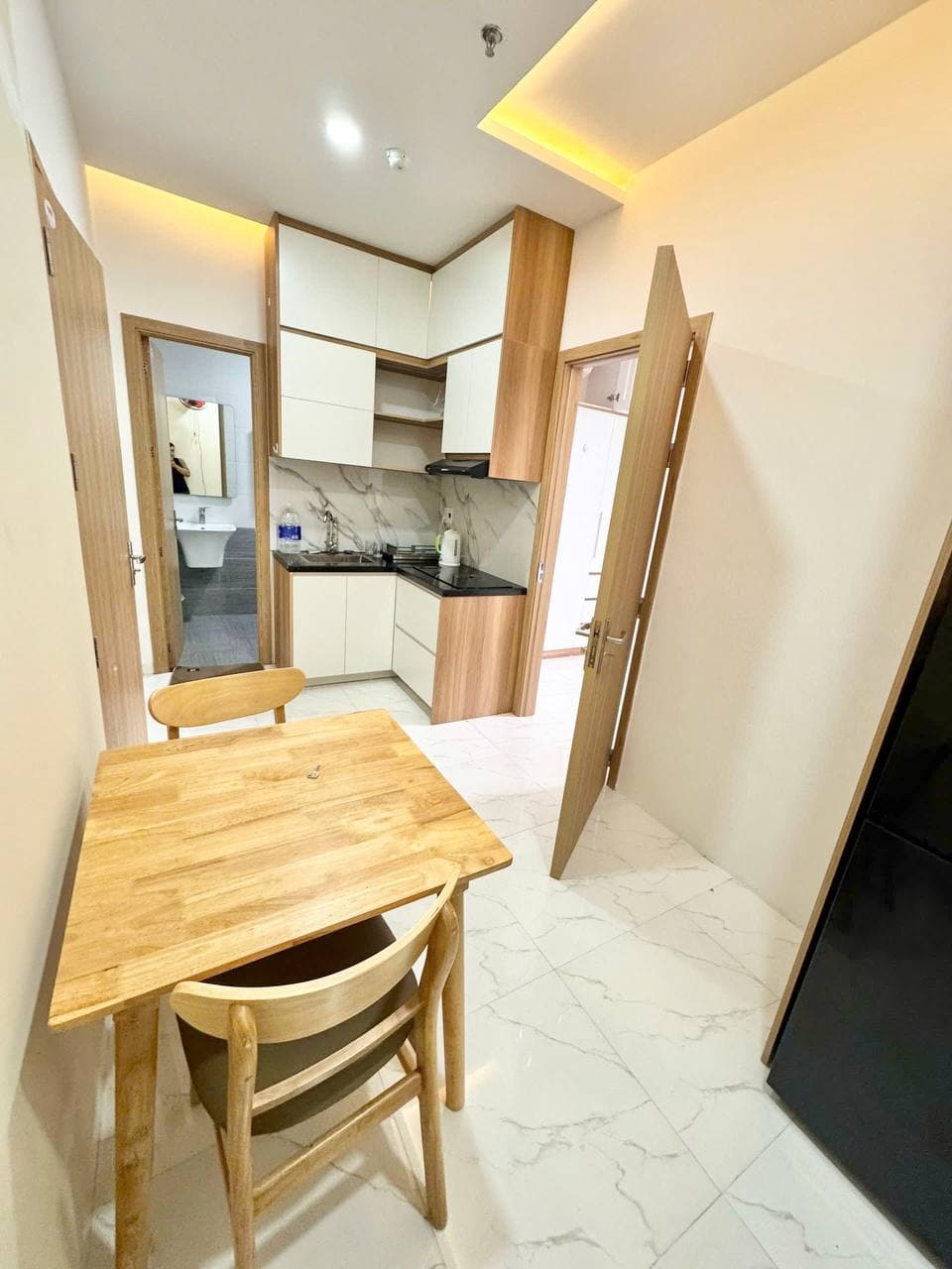 1 BR Apt — 5