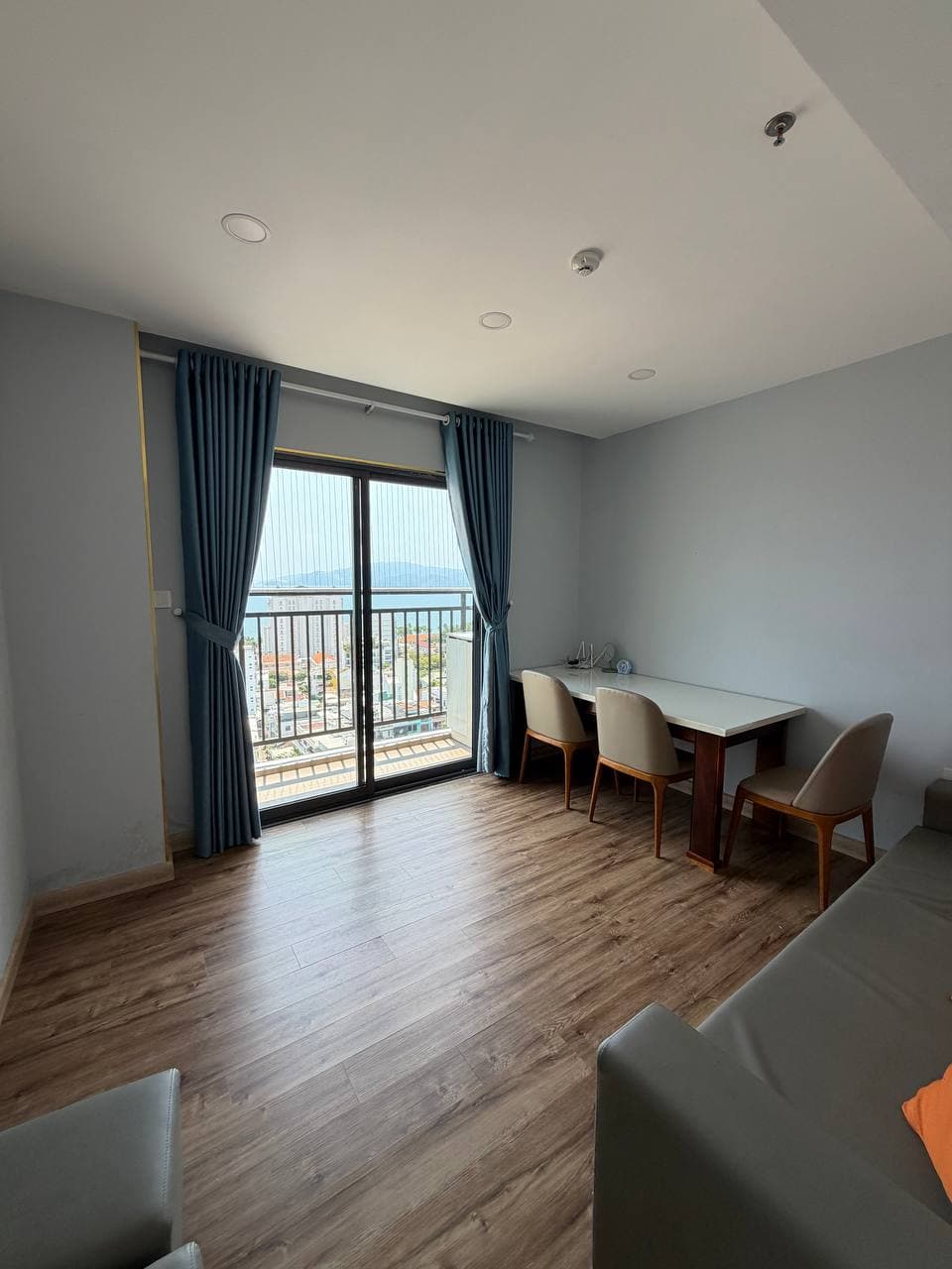 3 BR Apt — 3