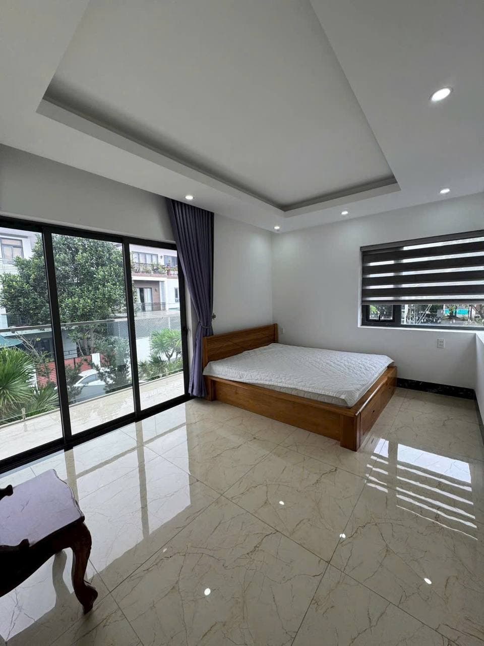 Villa — 4