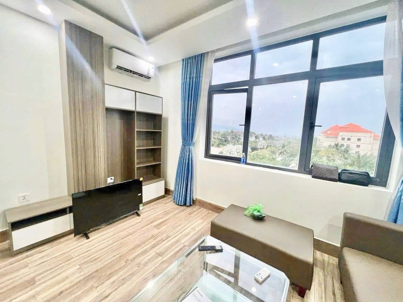 1 BR Apt — 2