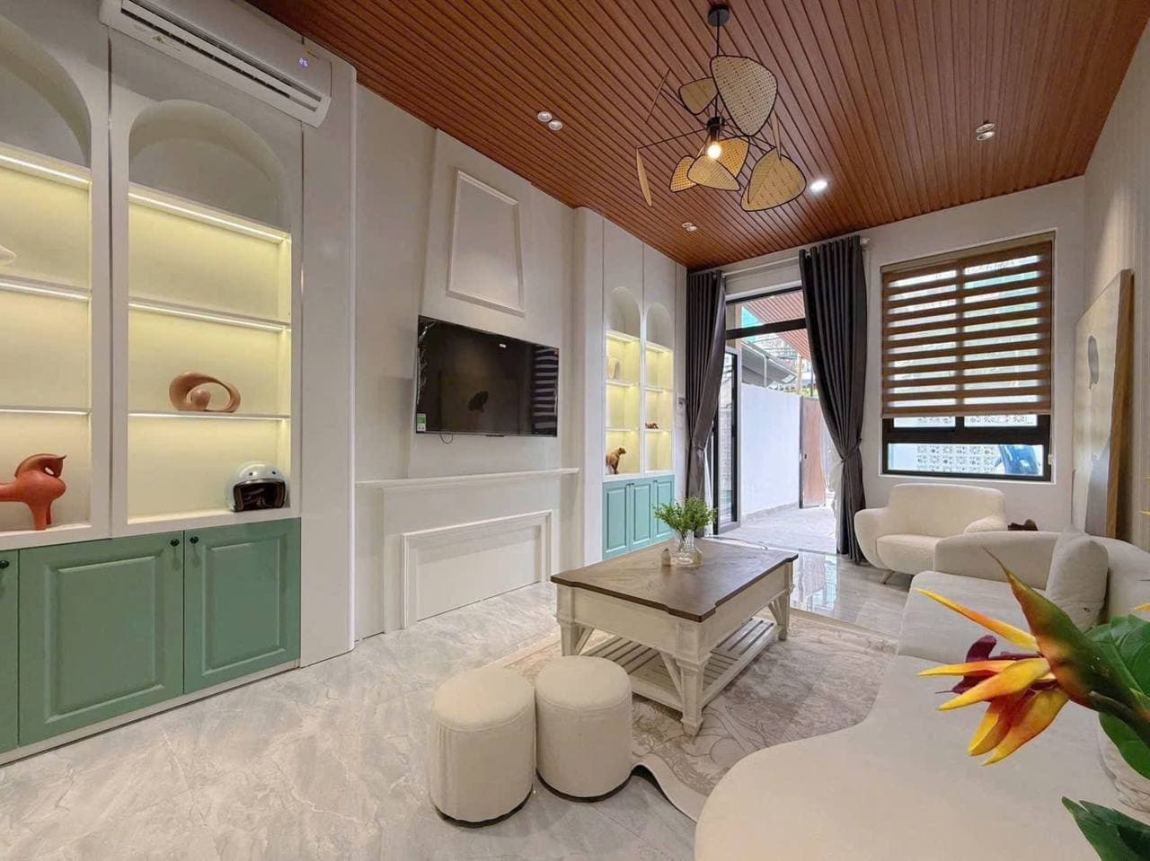 Villa — 2